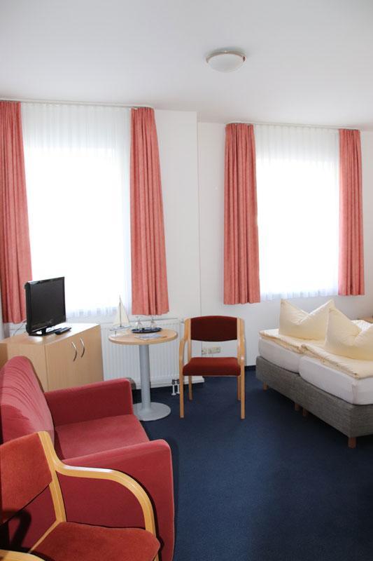 Hotel Garni Meeresgruss Sassnitz Exterior photo